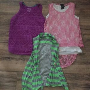 3 10/12 Girls sleeveless summer shirts